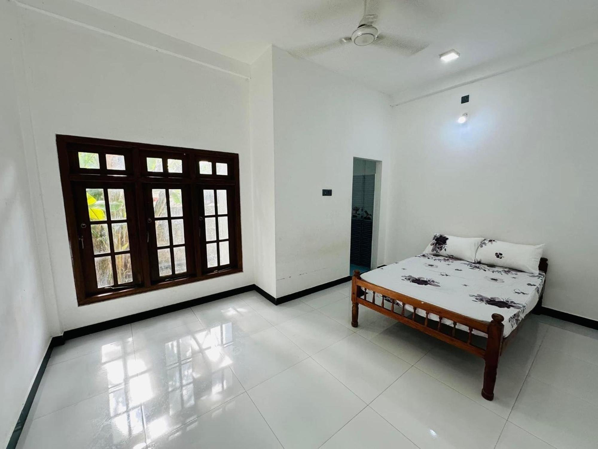 Lalitha Holiday Inn Jaffna Extérieur photo
